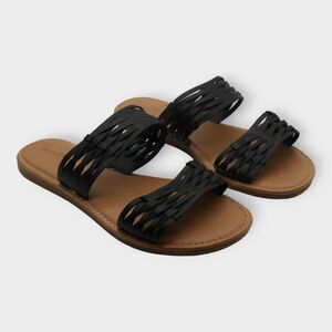 Universal Thread Black Sandals